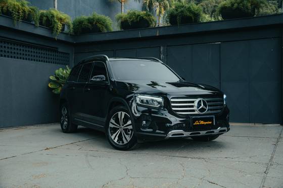 MERCEDES-BENZ GLB 220 2.0 MHEV PROGRESSIVE 4MATIC 8G-DCT MERCEDES-BENZ GLB 220 2.0 MHEV PROGRESSIVE 4MATIC 8G-DCT